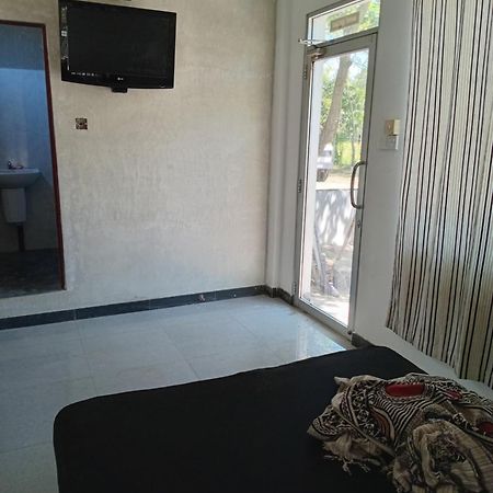 Queen'S Tower Grand Kurunegala Exterior photo